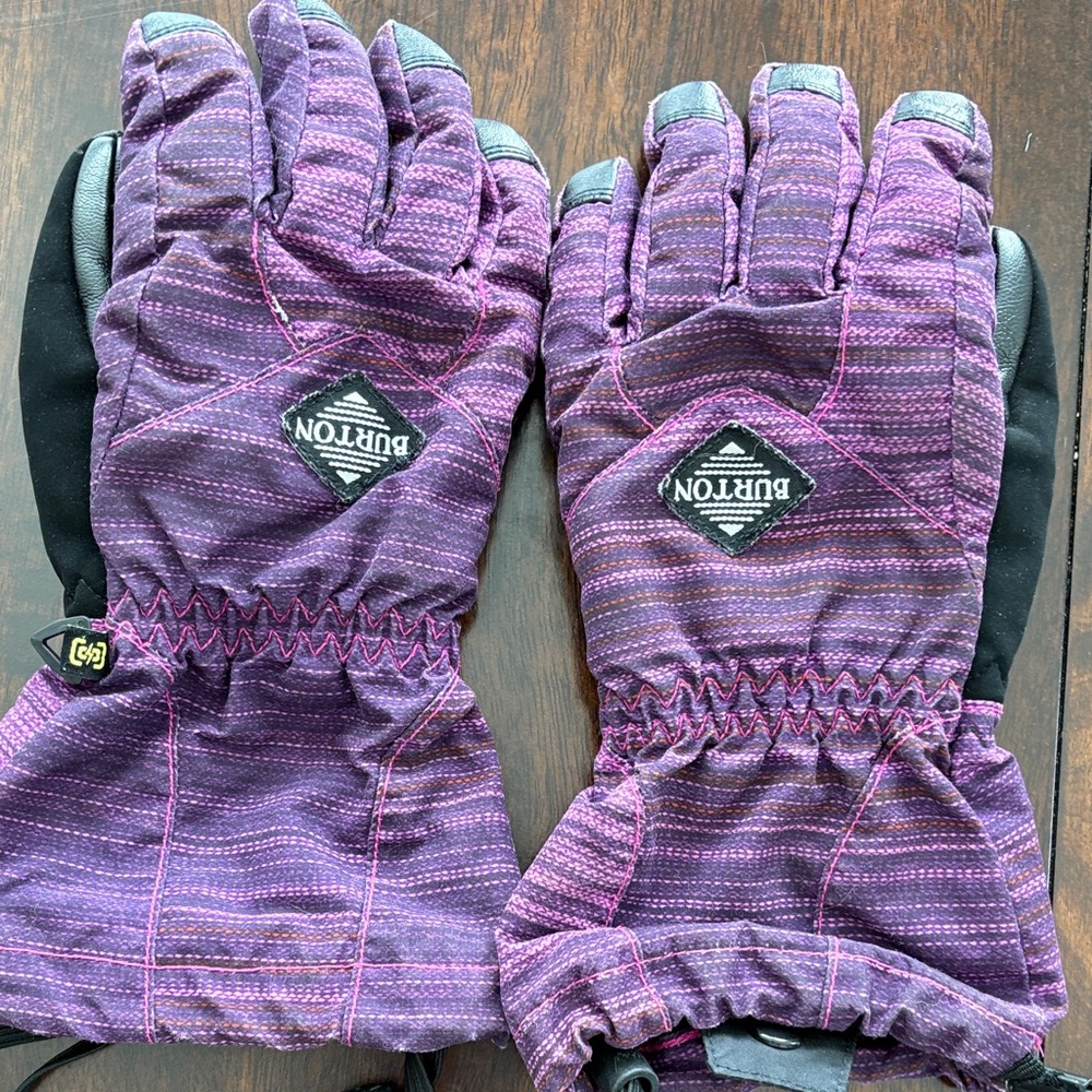 Burton Violet Winter Gloves